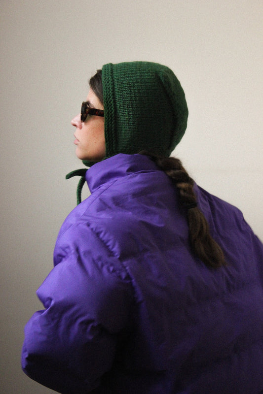 Hand-knitted Adult Bow Tie Bonnet hat in Green