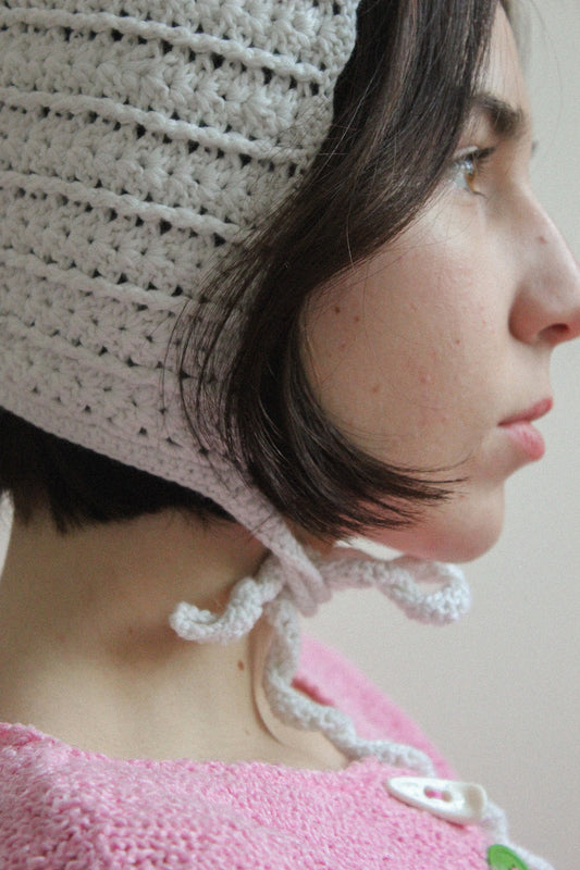 Adult Crochet Bow Tie Bonnet in White