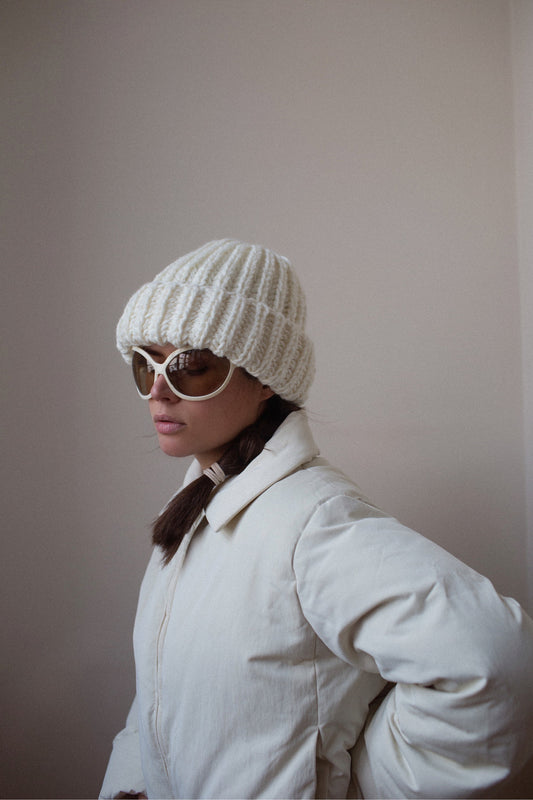 Woolen Chunky beanie hat in Off White, Ivory