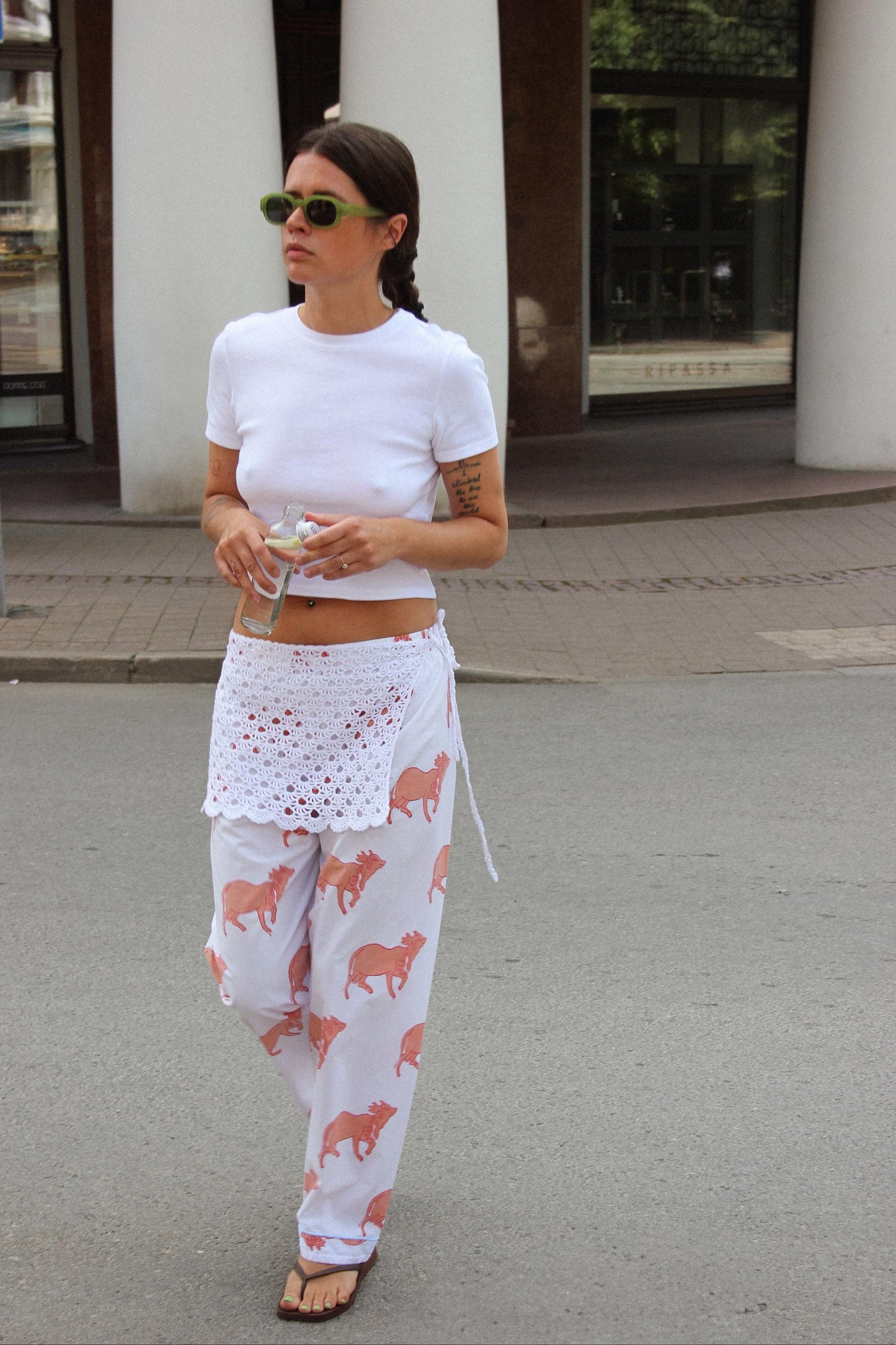 Hand - Knitted Crochet Hip Scarf in White, the knit hip wrap,knitted apron
