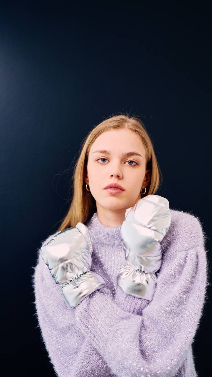 Disco Pillow Puffer Mittens on Strings