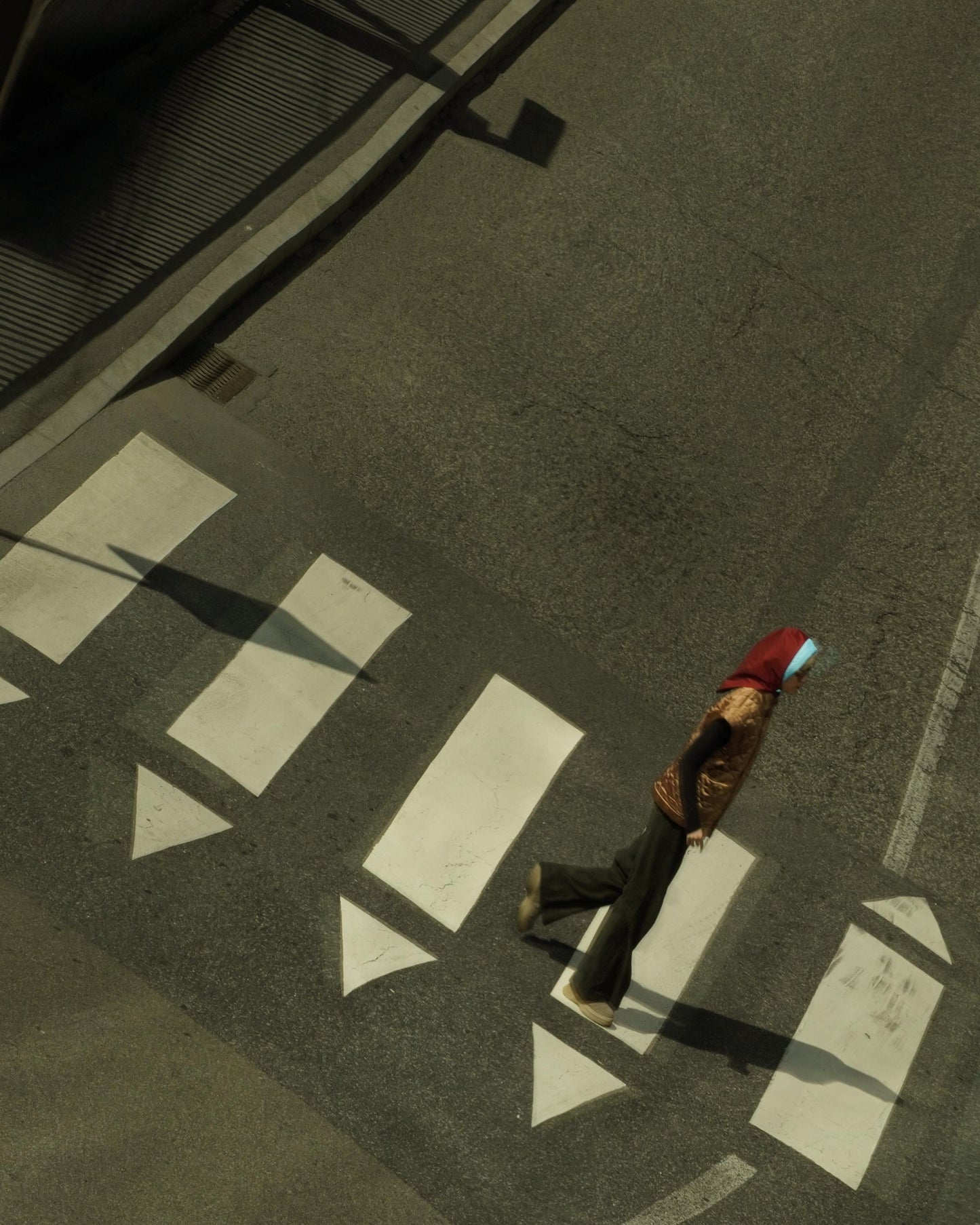 Rain Headscarf in Burgundy & Baby Blue