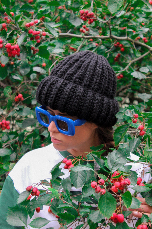 Woolen Super Chunky Beanie in Black