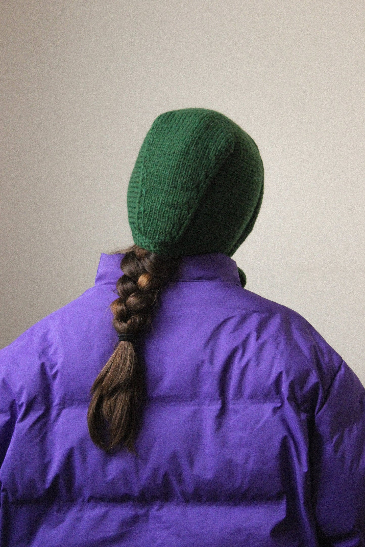 Hand-knitted Adult Bow Tie Bonnet hat in Green