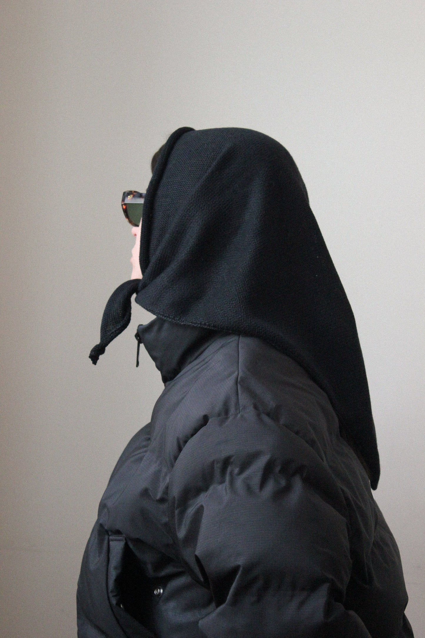 Hand - knitted Headscarf in Black