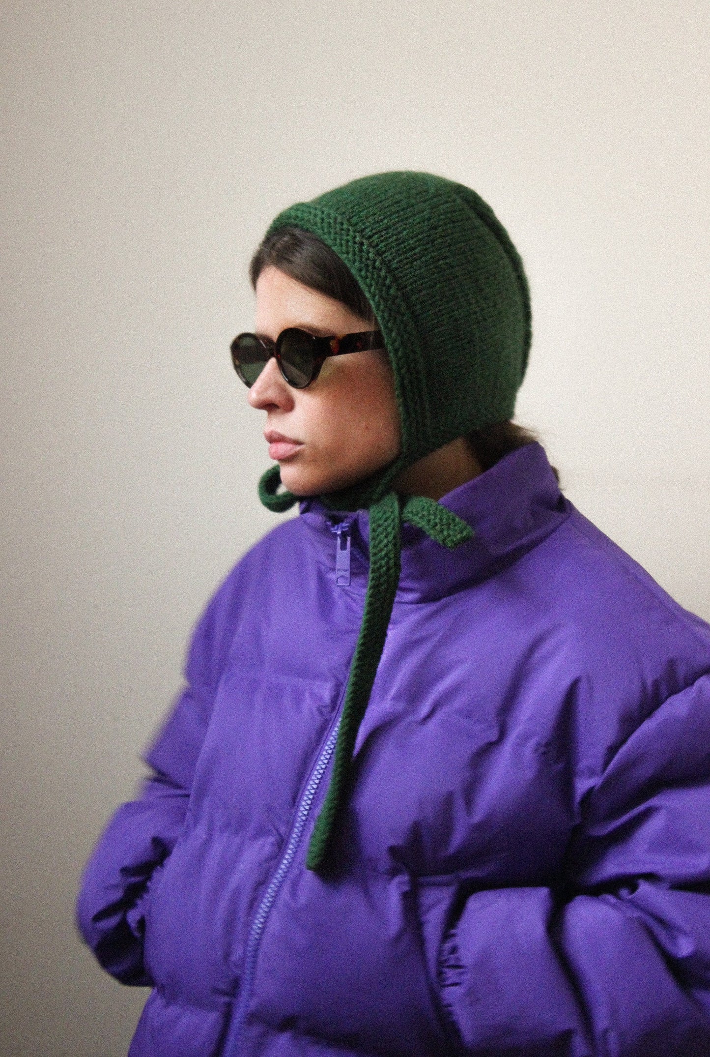 Hand-knitted Adult Bow Tie Bonnet hat in Green