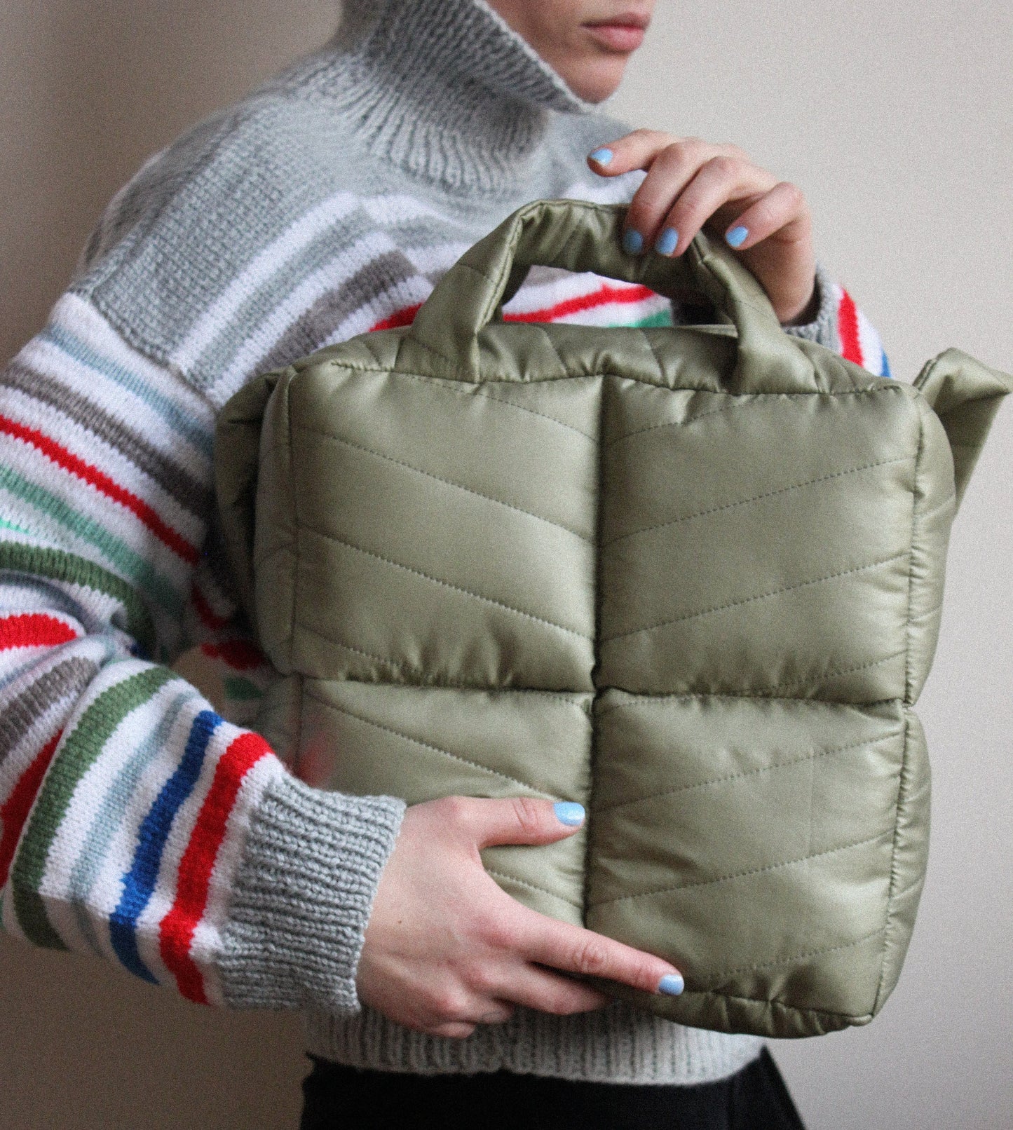 Pillow Puffer Bag in Olive