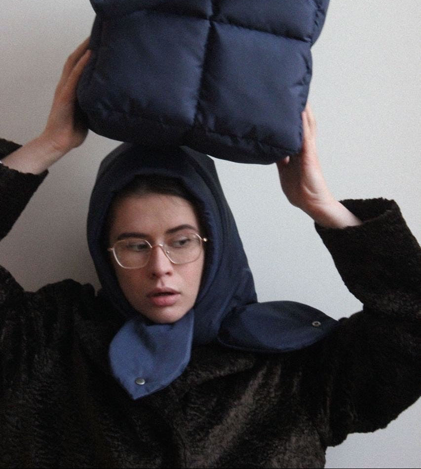 Pillow Puffer Headscarf - Balaclava in Navy