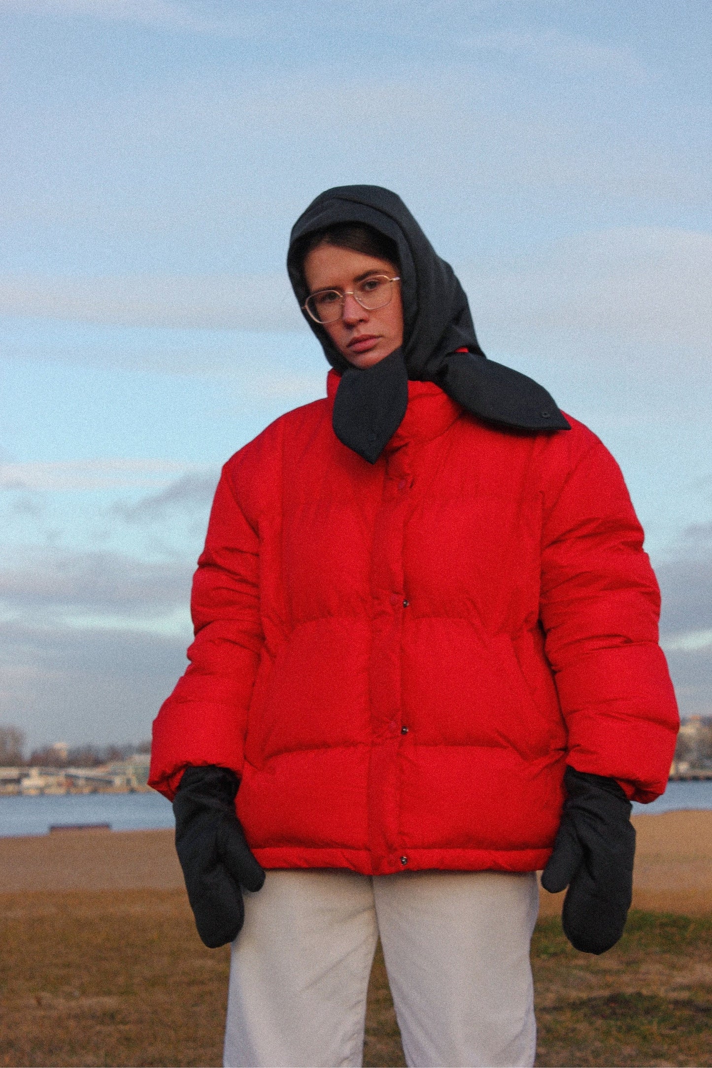 Pillow Puffer Headscarf - Balaclava in Black