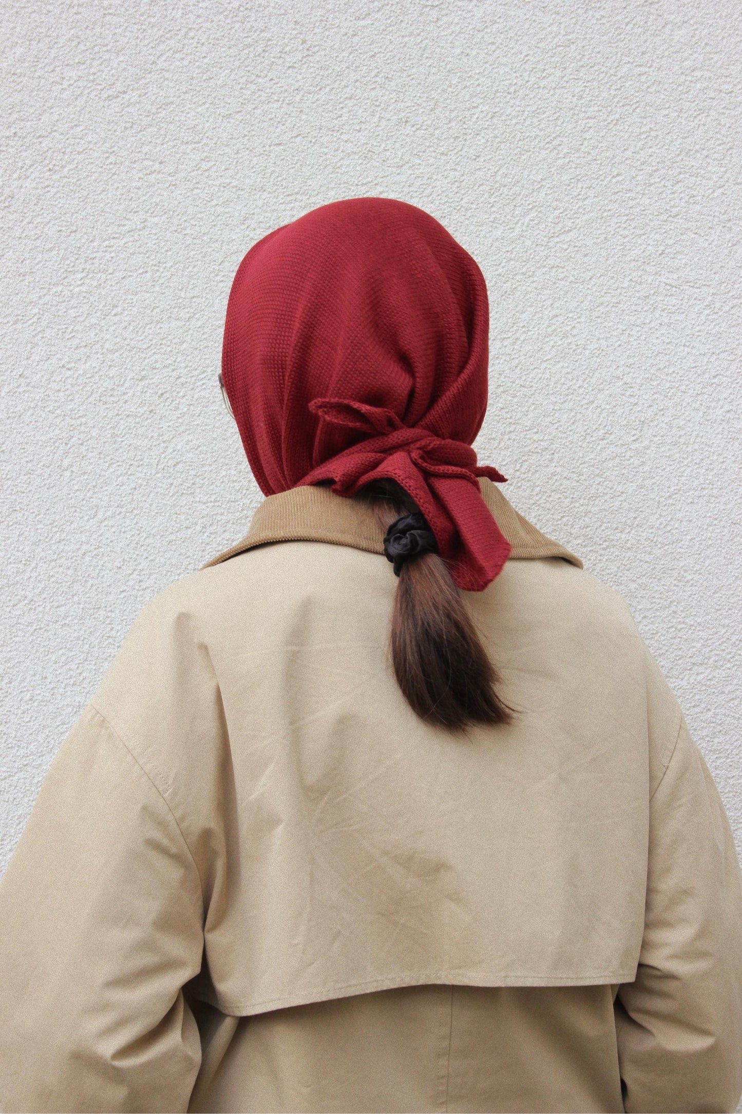 Hand - knitted Headscarf in Burgundy