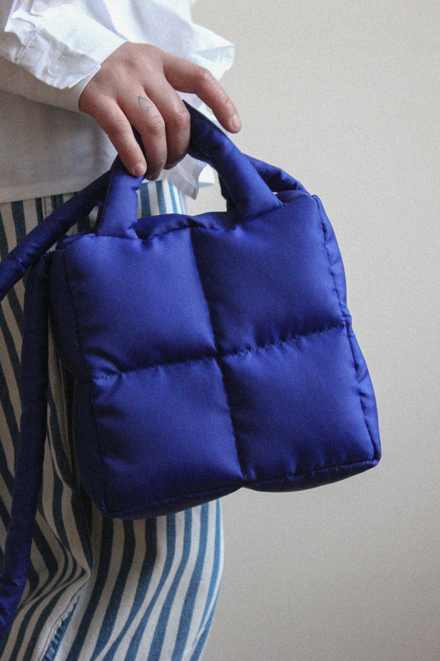 Mini Pillow Puffer Essential bag in Blue
