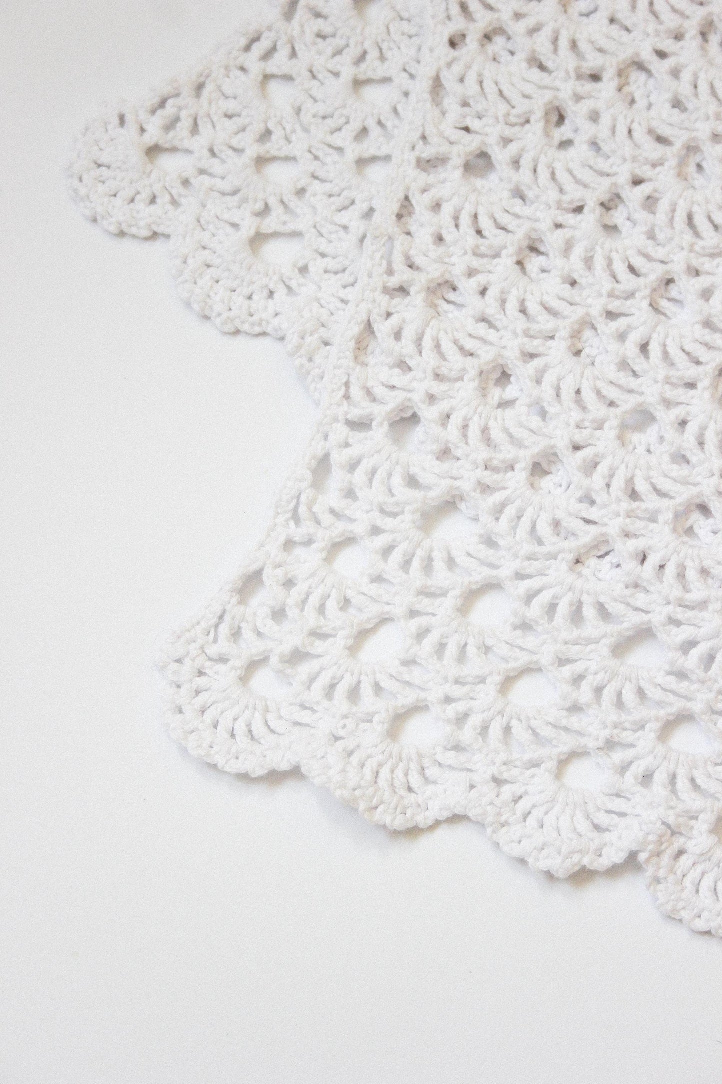 Hand - Knitted Crochet Hip Scarf in White, the knit hip wrap,knitted apron