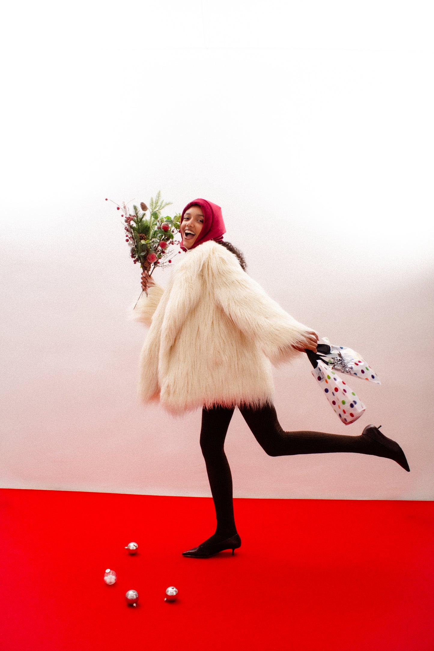 Velvet Pillow Puffer Headscarf - Balaclava in Burgundy