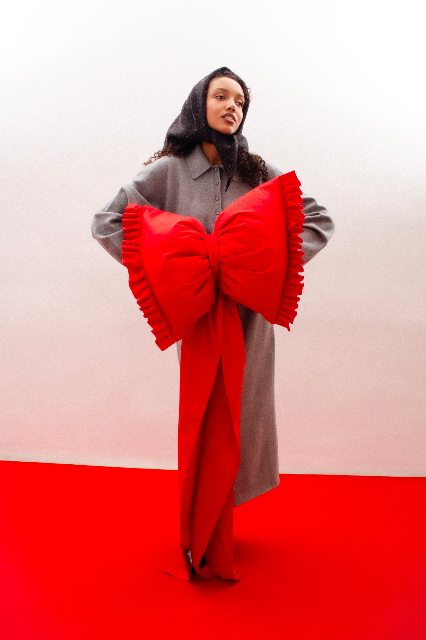 Hand-knitted Speckled Tweed Wool Headscarf in Black