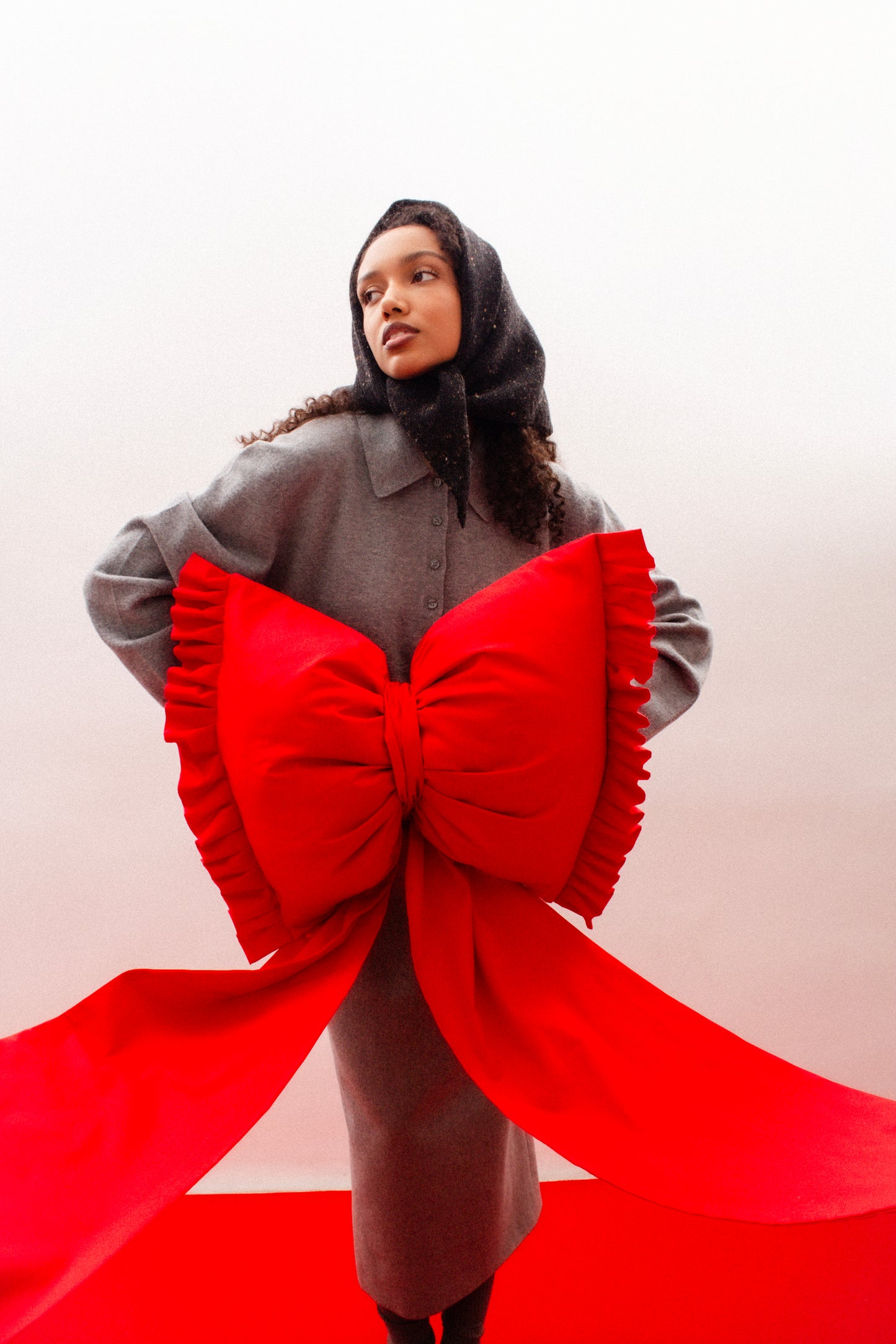 Hand-knitted Speckled Tweed Wool Headscarf in Black