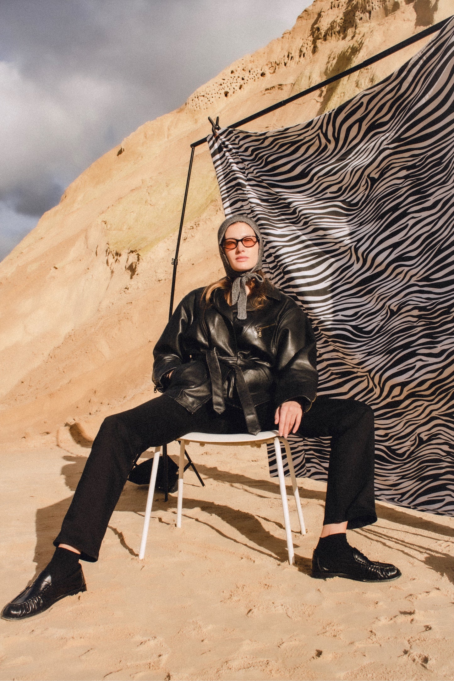 Hand - knitted Bow Tie Mohair Bonnet in Gray Melange