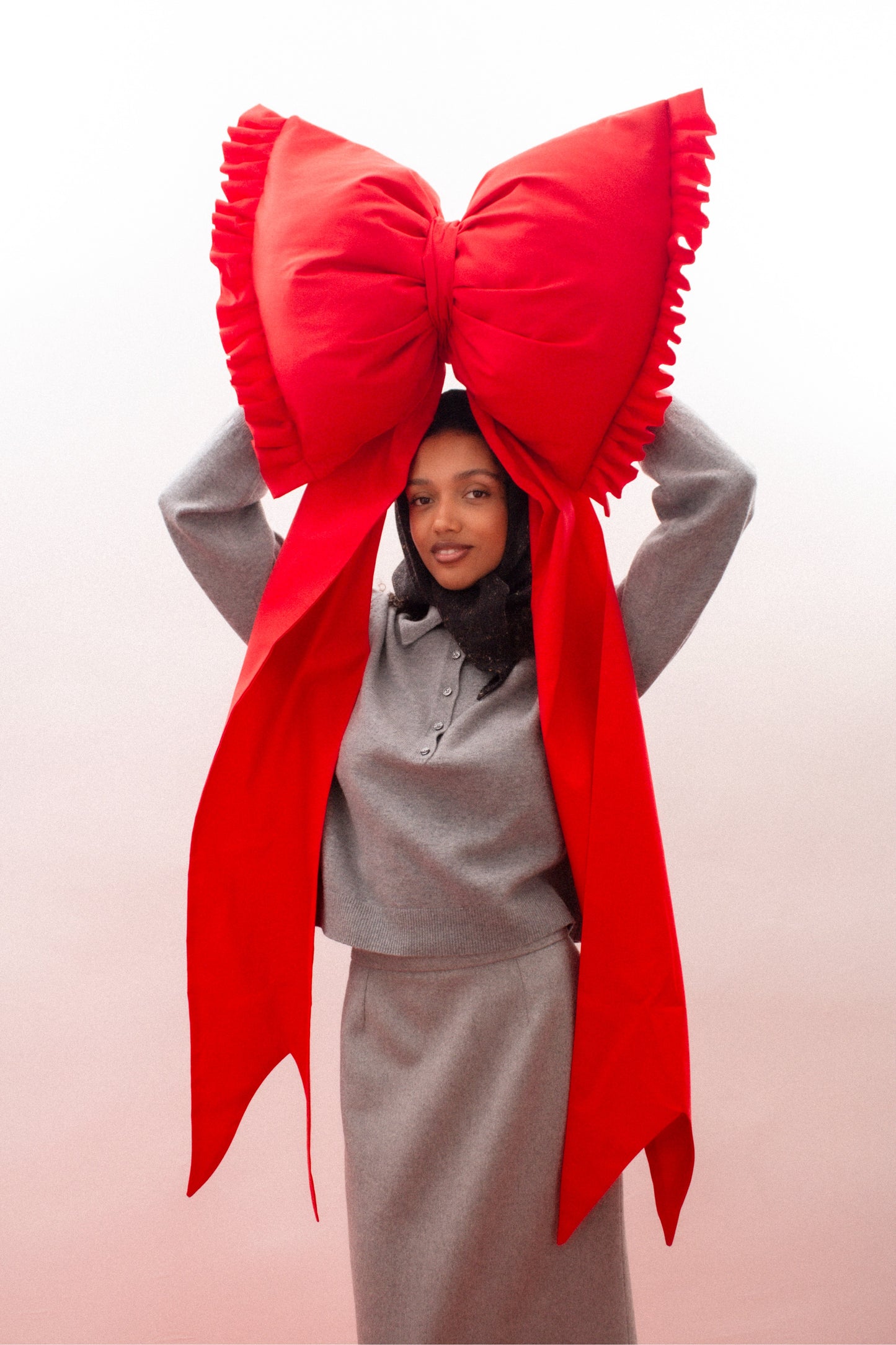 Hand-knitted Speckled Tweed Wool Headscarf in Black