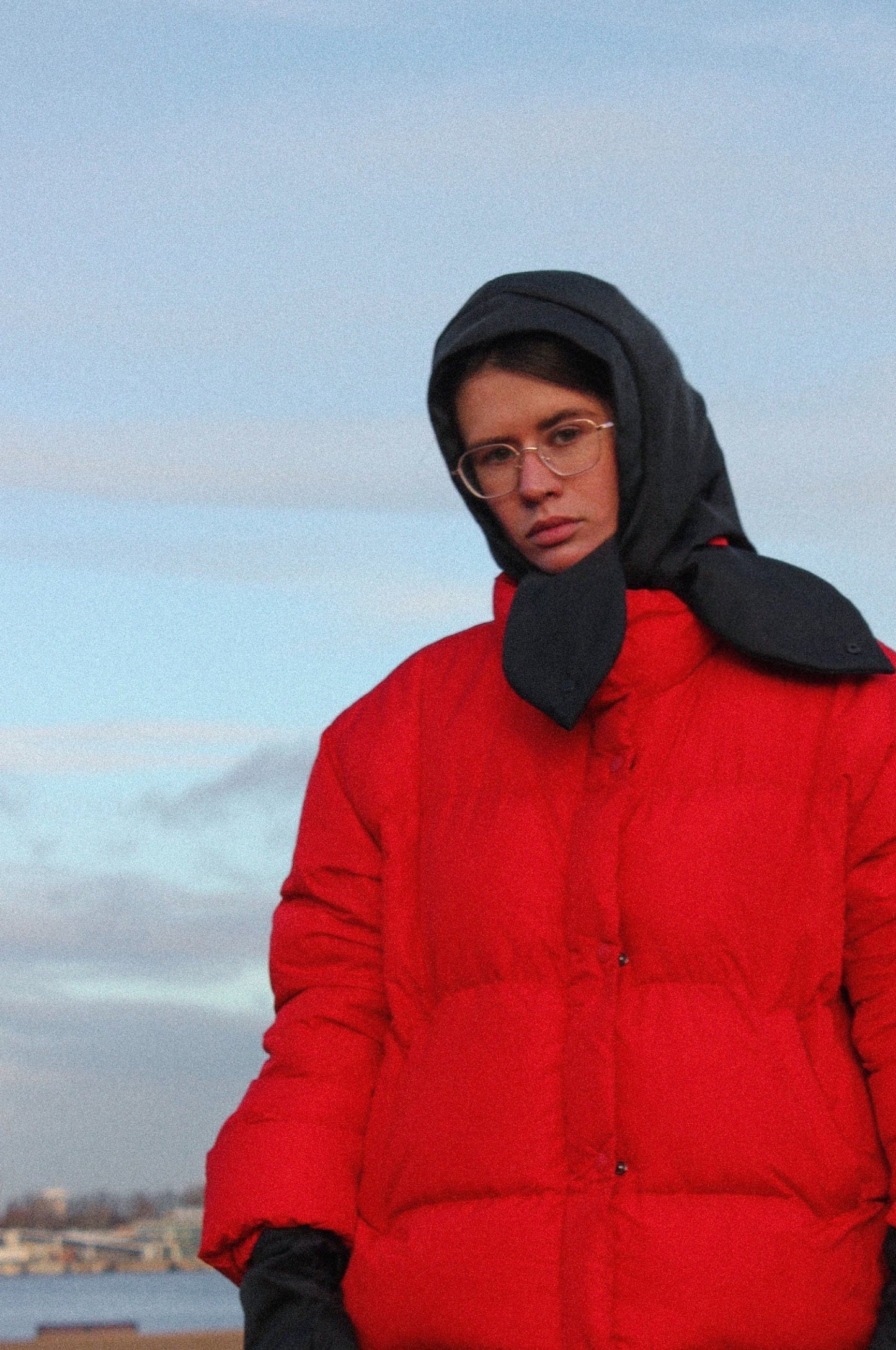 Pillow Puffer Headscarf-Balaclava in Black