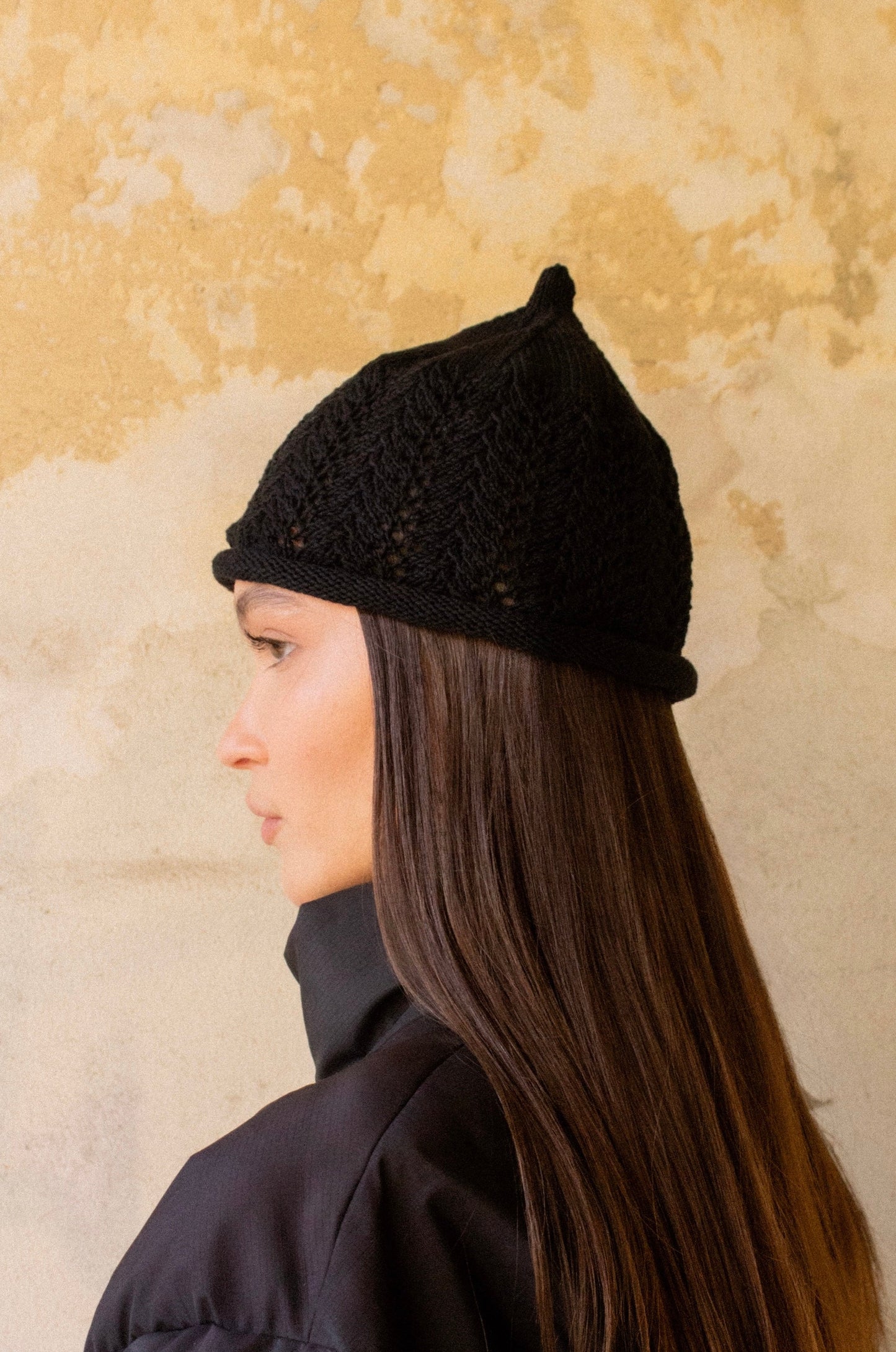 Cotton Lace Crochet Teletubby Hat in Black