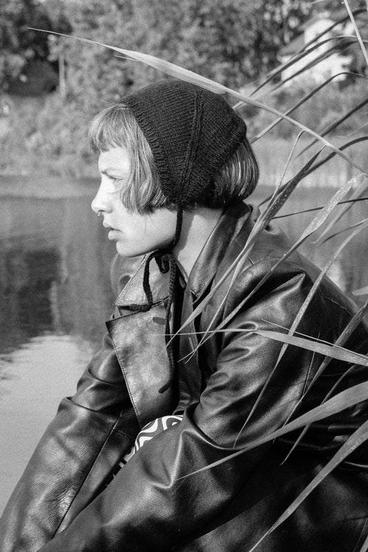 Handknitted Adult Bow Tie Bonnet in Black