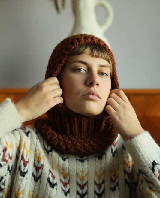 Chunky Woolen Balaclava in Brown