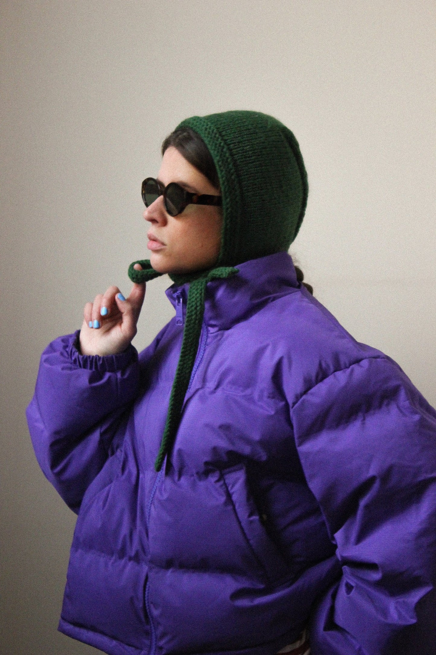 Hand-knitted Adult Bow Tie Bonnet hat in Green