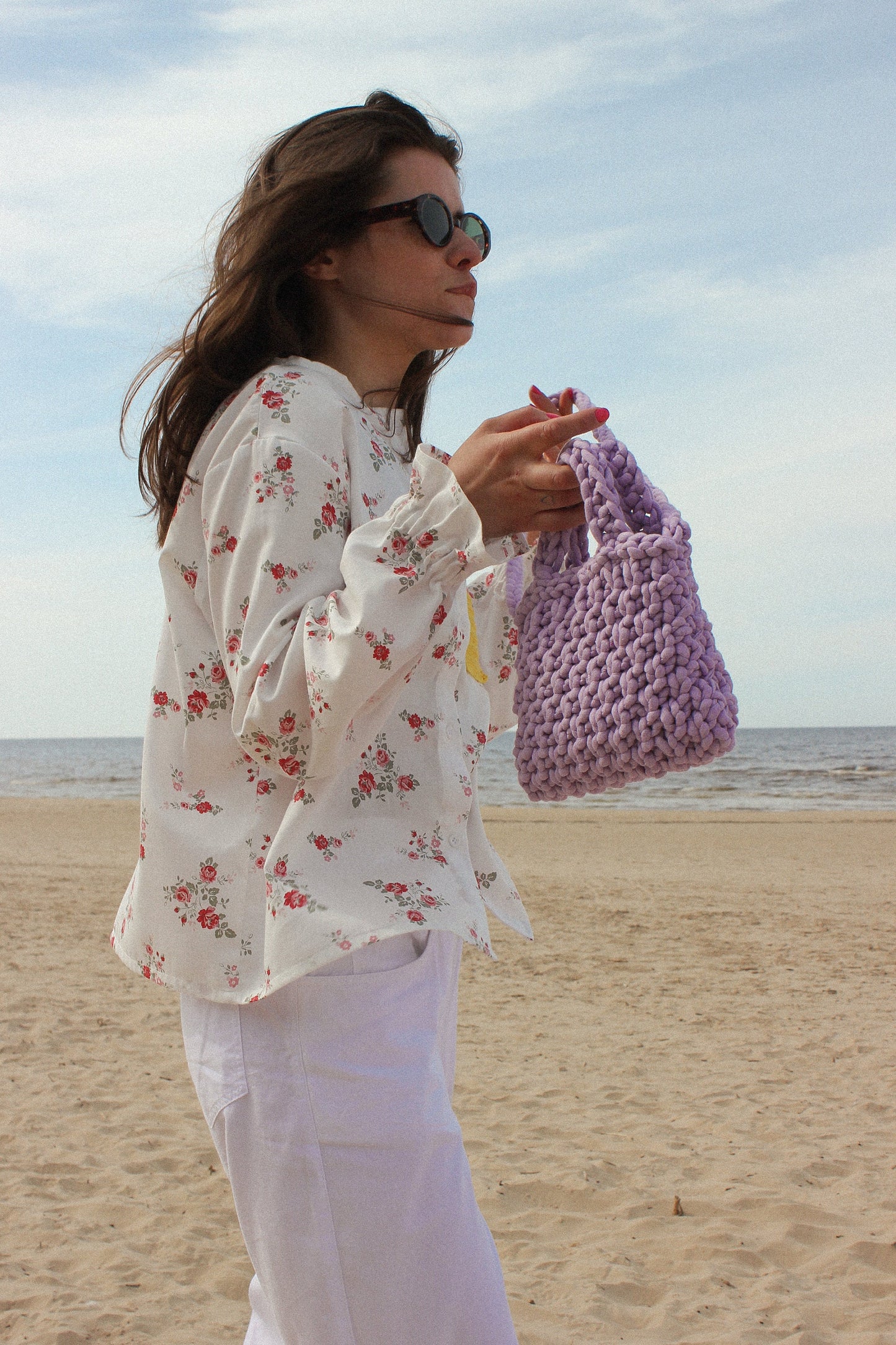 Сoarse knitted crossbody bag in lilac lavender, tote bag