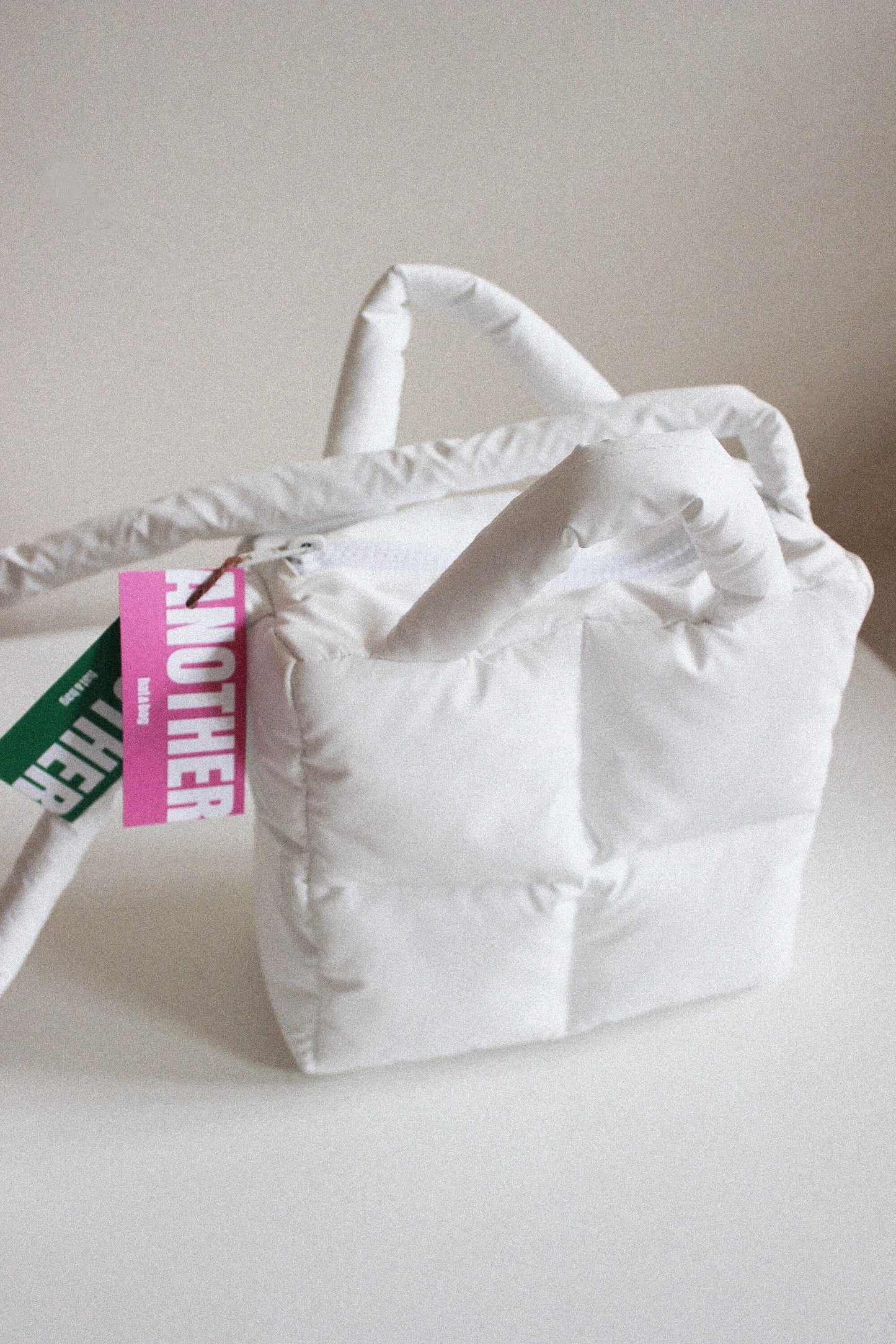 Mini Pillow Puffer Essential bag in White