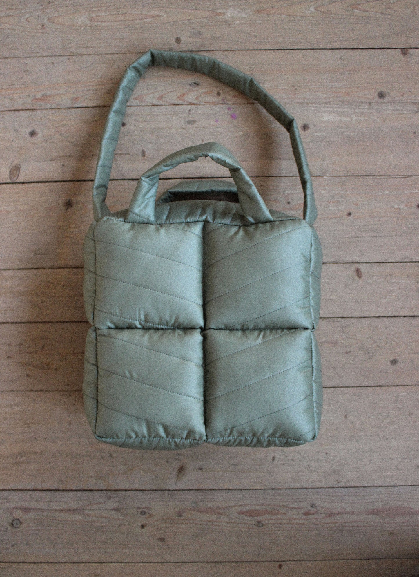 Pillow Puffer Bag in Olive