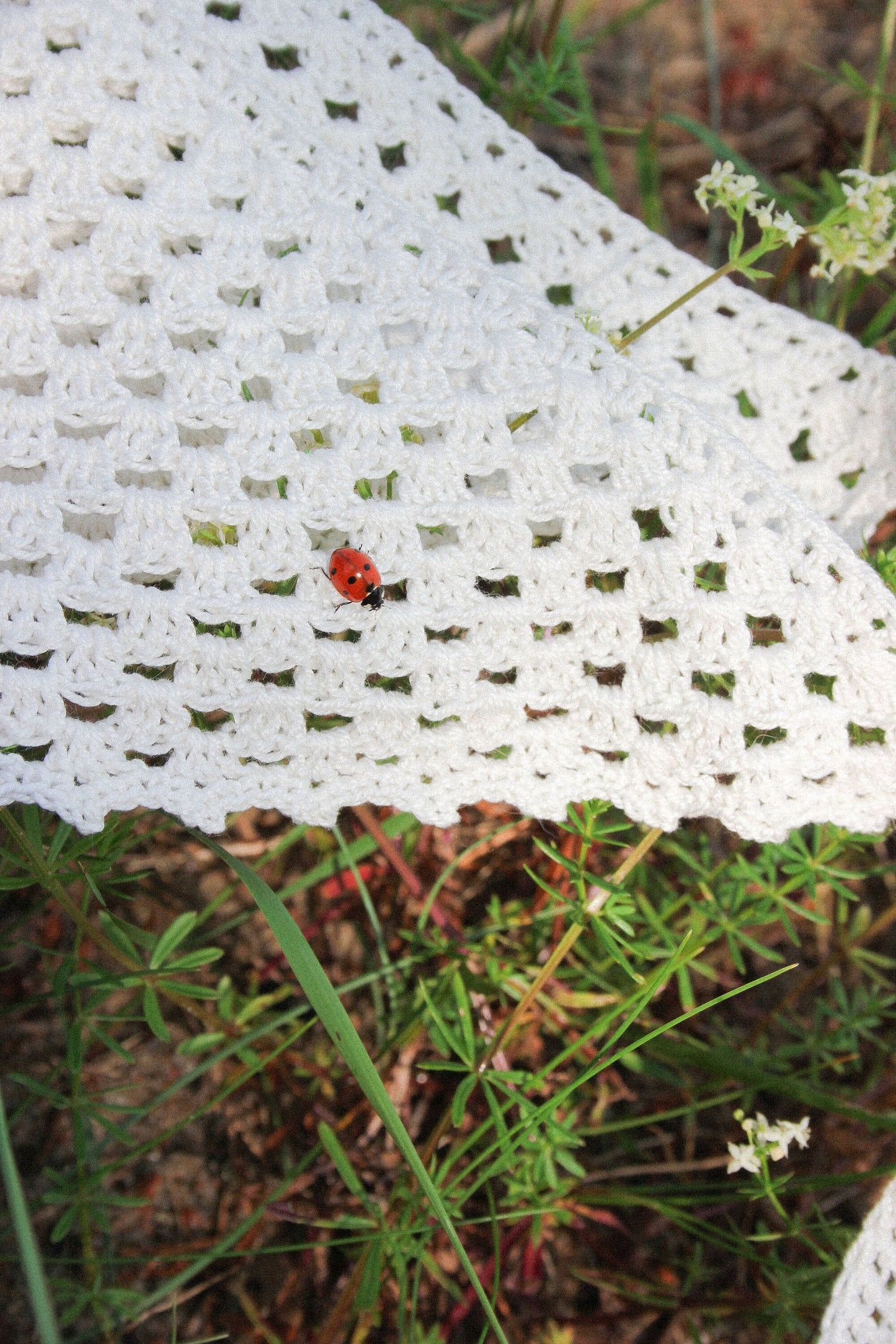 Crochet Mesh Headscarf in White