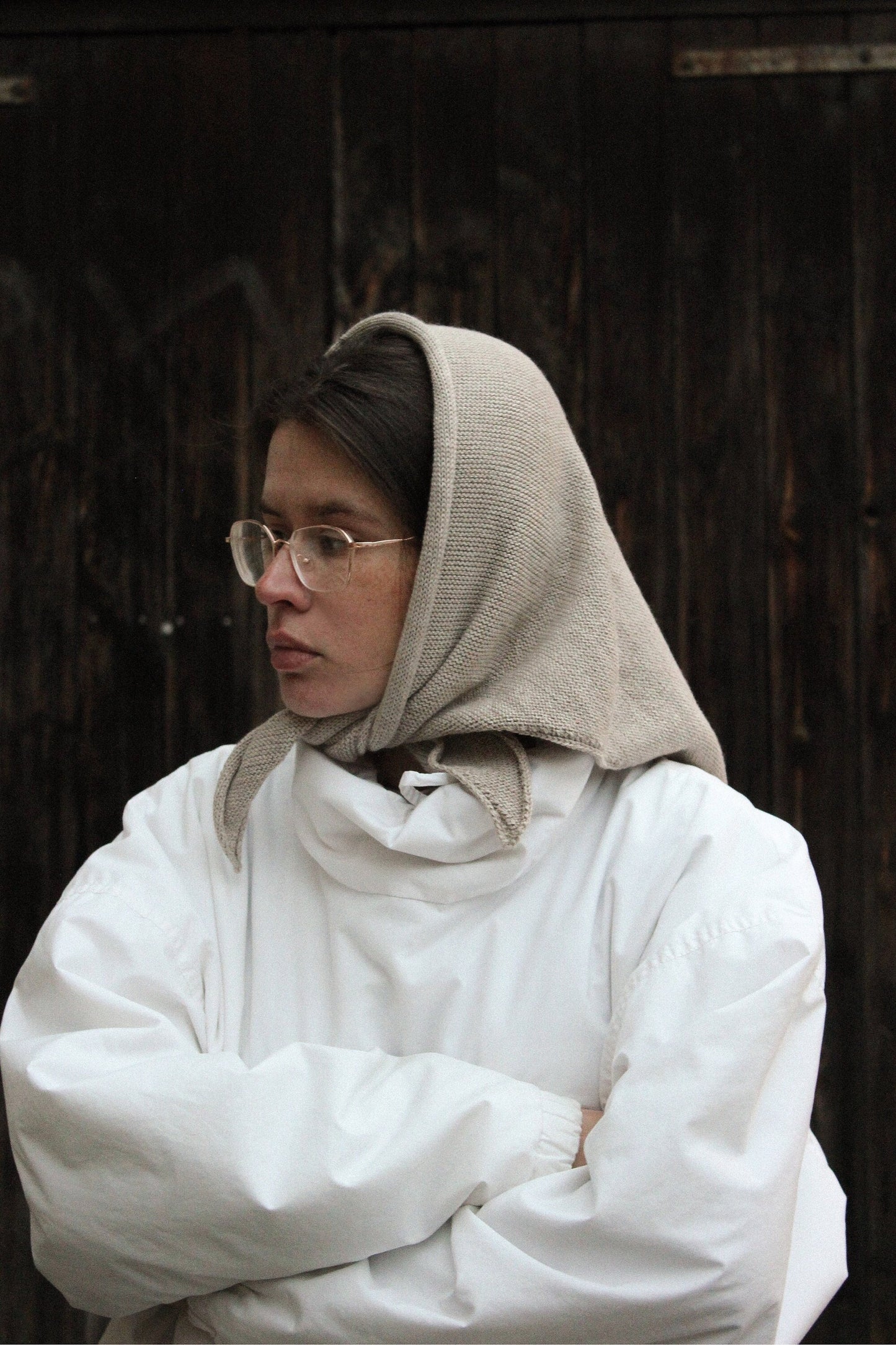 Handcrafted headscarf in Beige