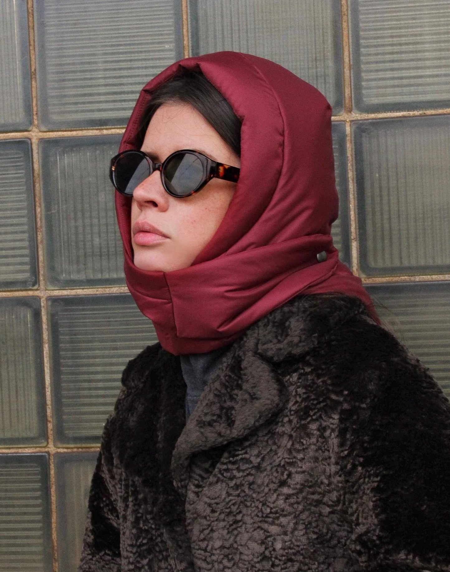 Pillow Puffer Headscarf - Balaclava in Burgundy