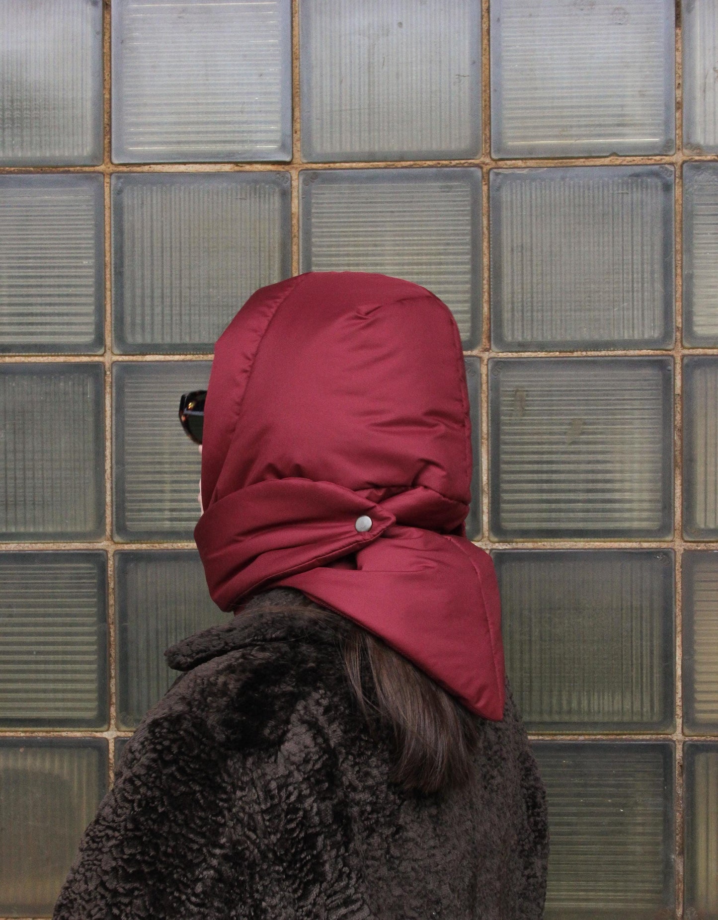 Pillow Puffer Headscarf - Balaclava in Burgundy