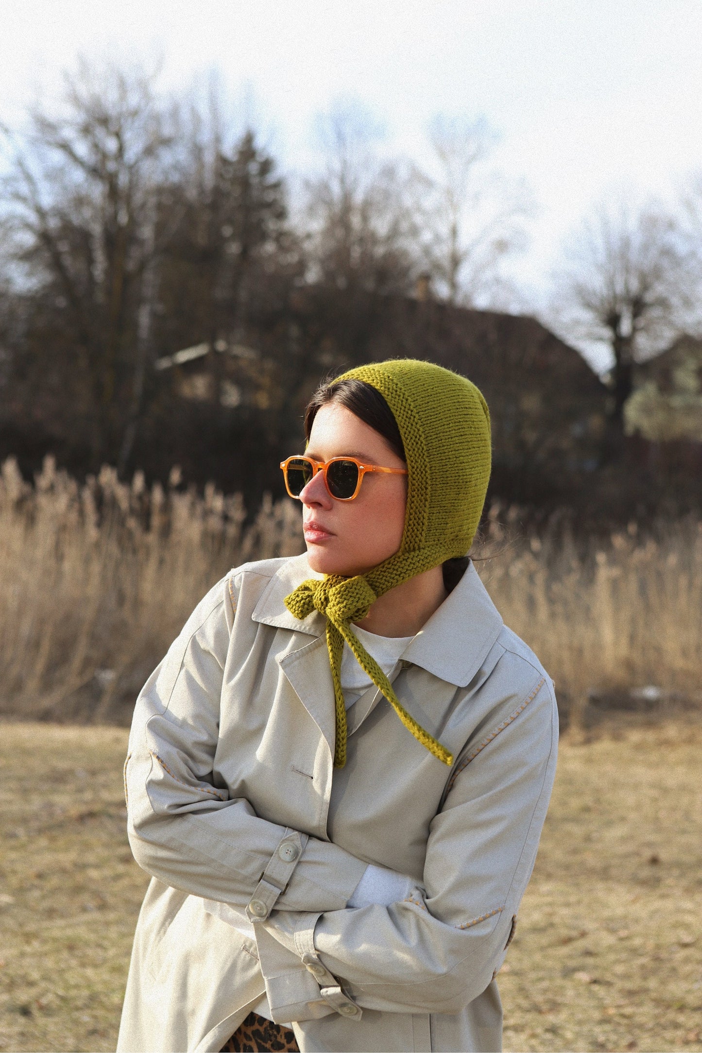 Hand-knitted Adult Bow Tie Bonnet hat in Khaki Green
