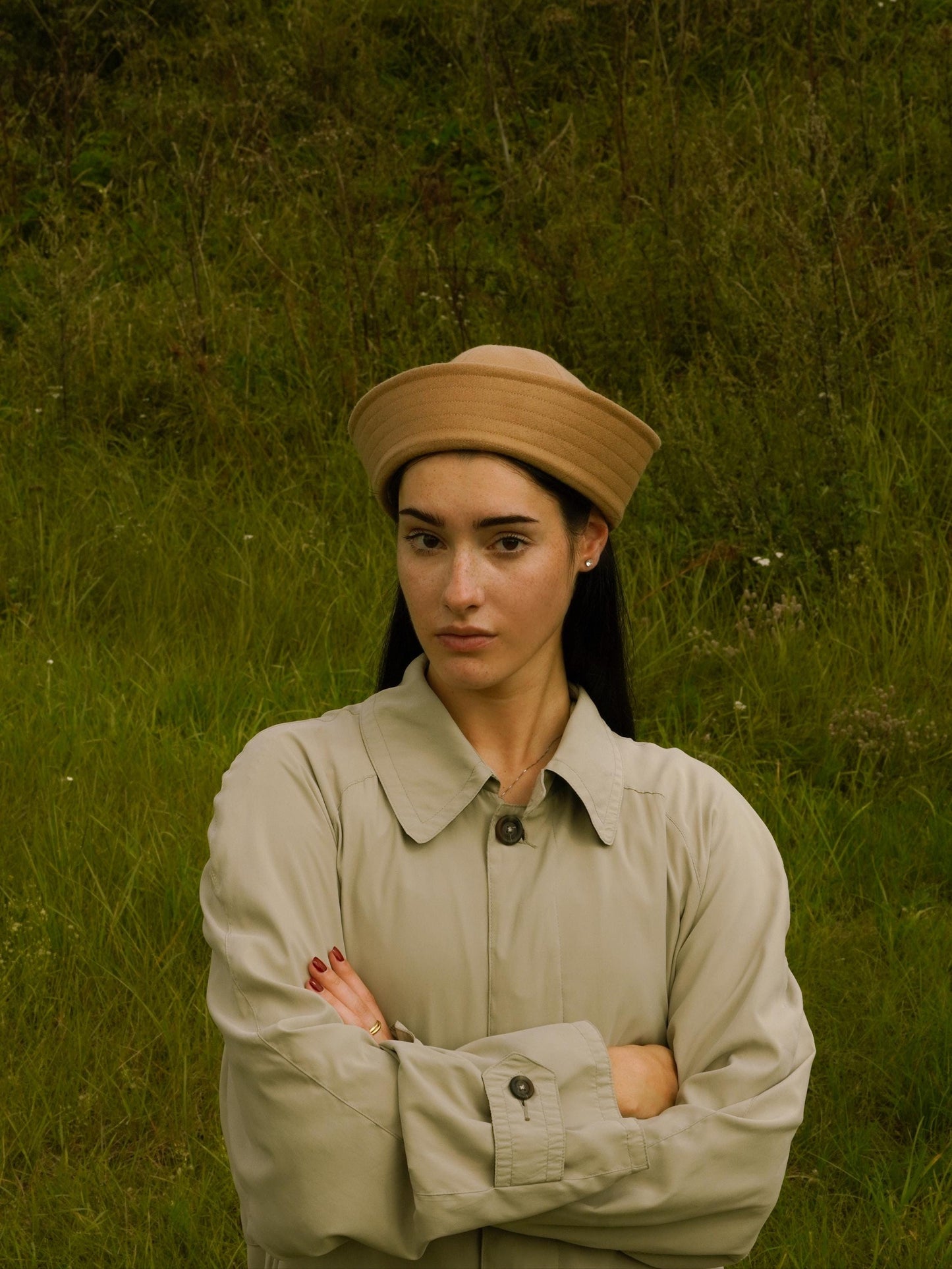 Drap Marine Pillbox in Camel Brown