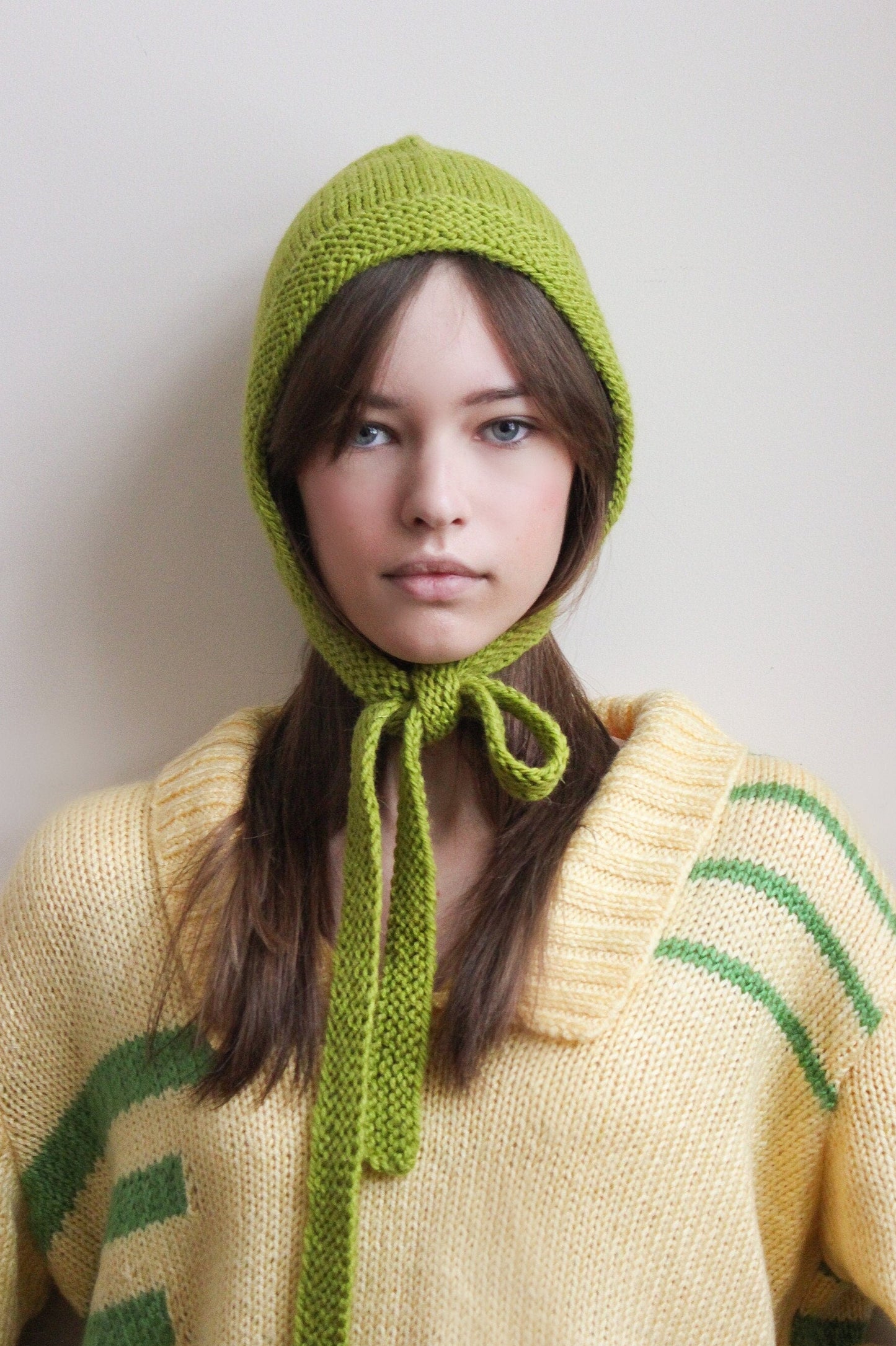 Hand-knitted Adult Bow Tie Bonnet hat in Light Green