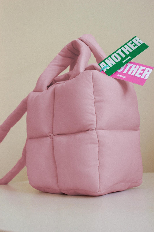 Mini Pillow Puffer Essential bag in Powder Pink