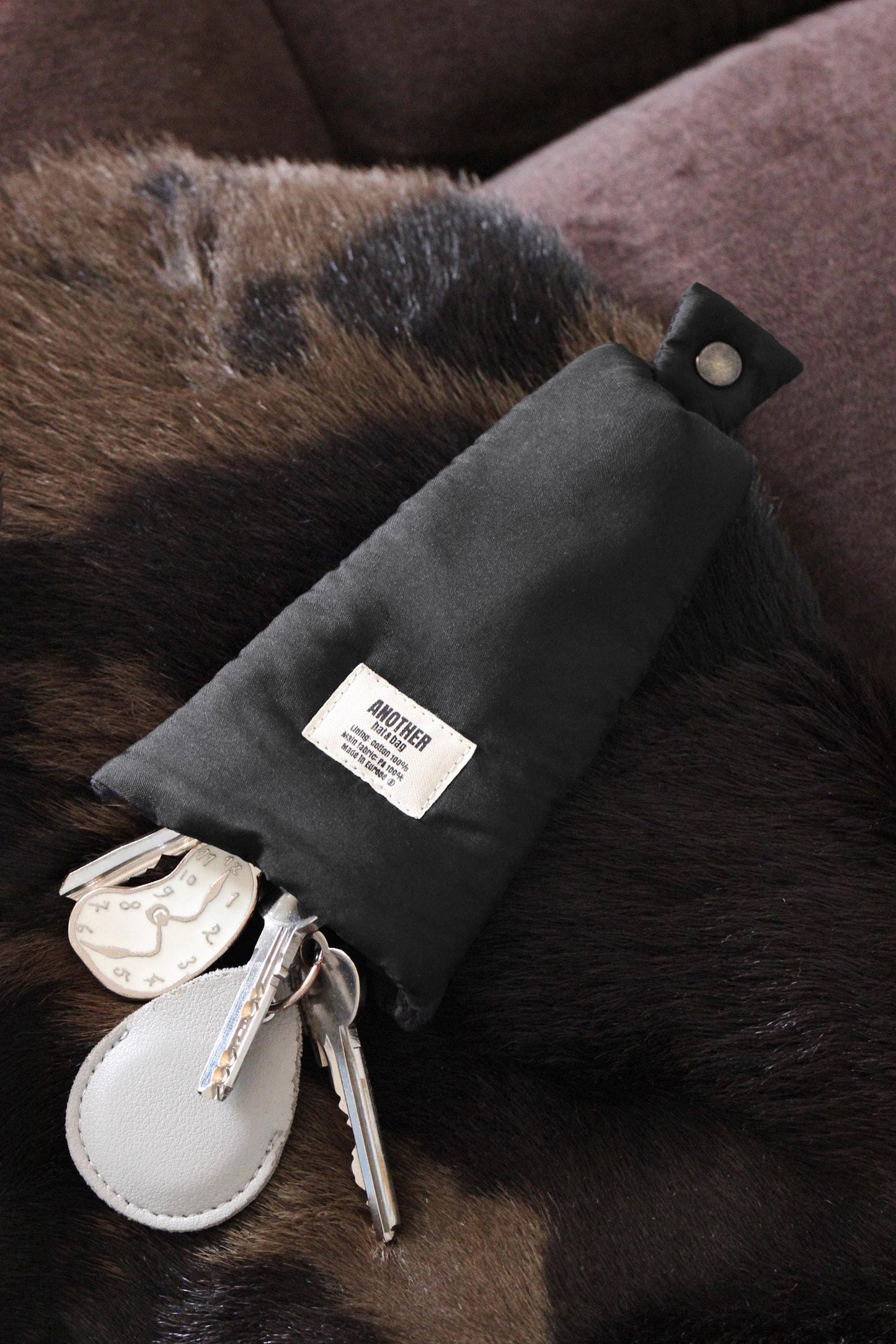 Pillow Key Holder pouch, water resistant key holder, travel key holder,qulted puffy key holder