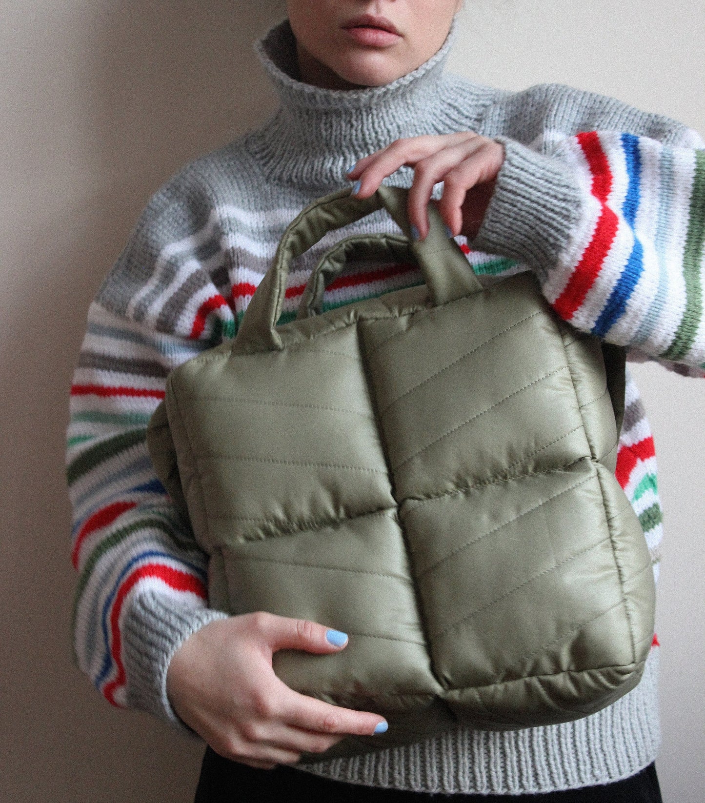 Pillow Puffer Bag in Olive