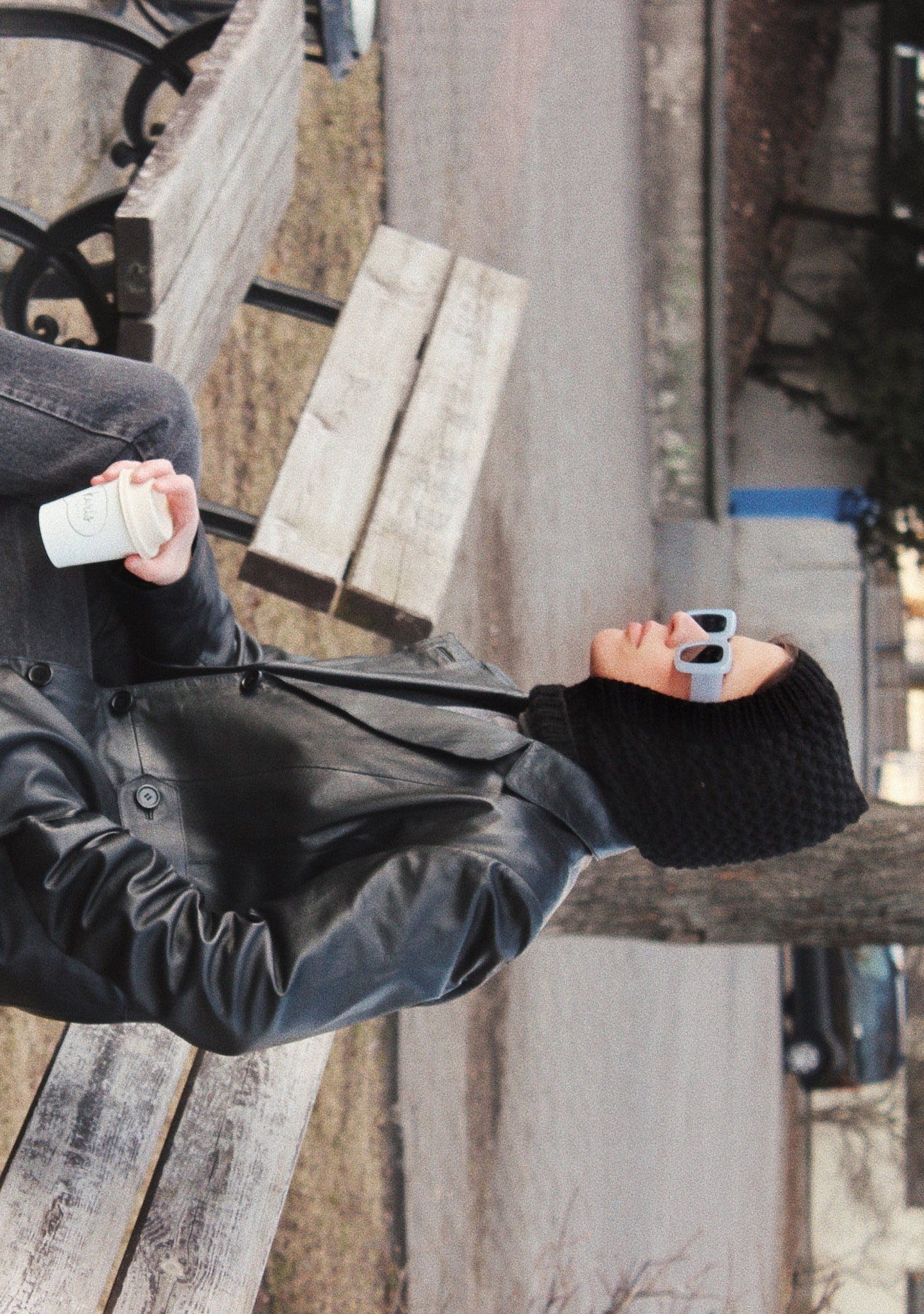 Demi - Season Balaclava in Black